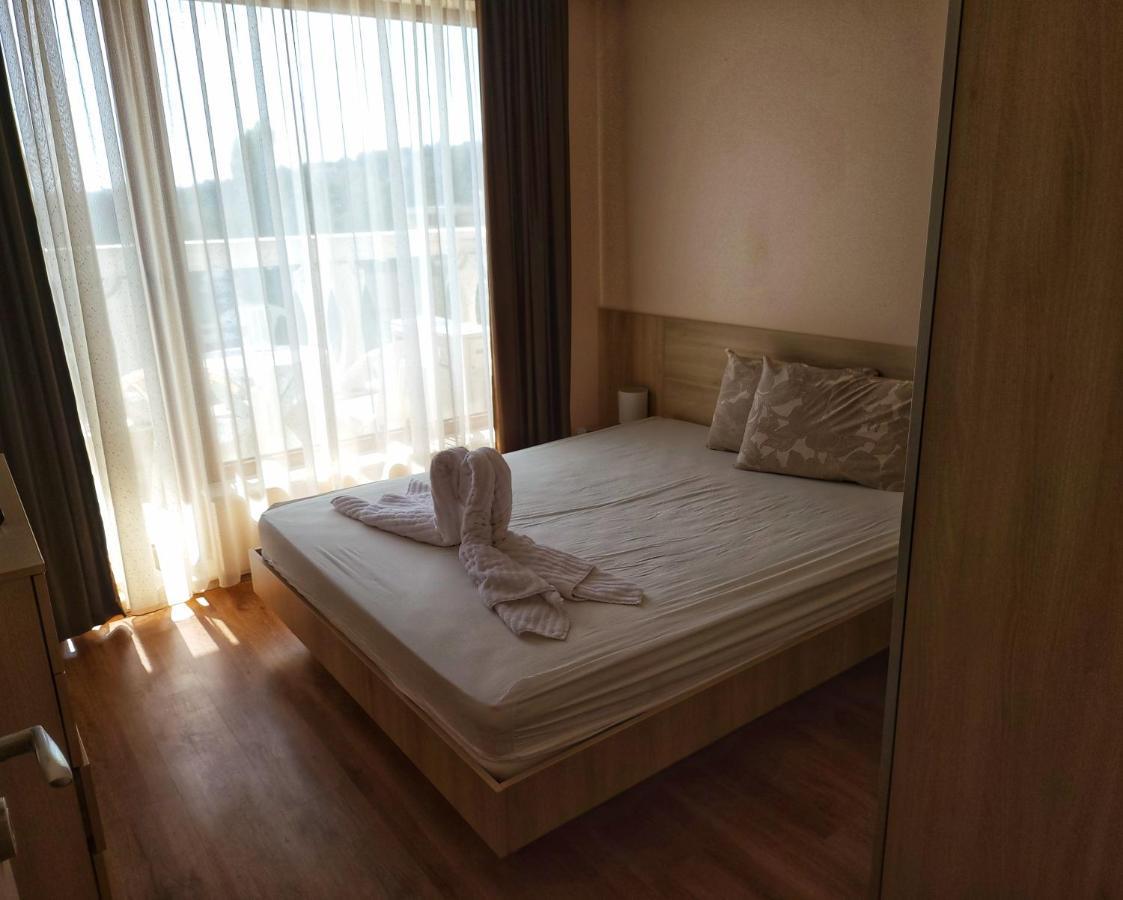 Elegantz Apartments Lamer Várna Kültér fotó