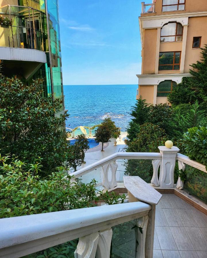 Elegantz Apartments Lamer Várna Kültér fotó
